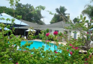 BEAU VALLON
